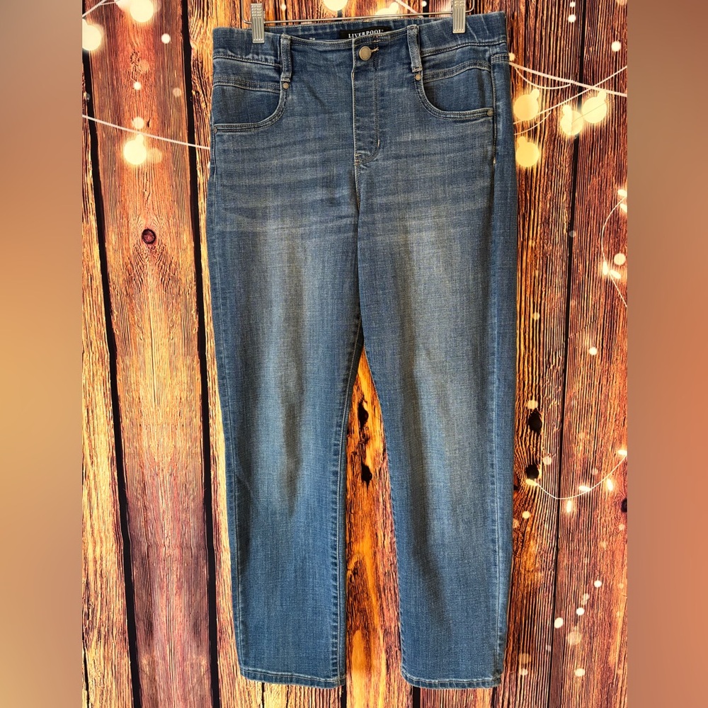 Liverpool Women's Straight Leg Jeans in Blue